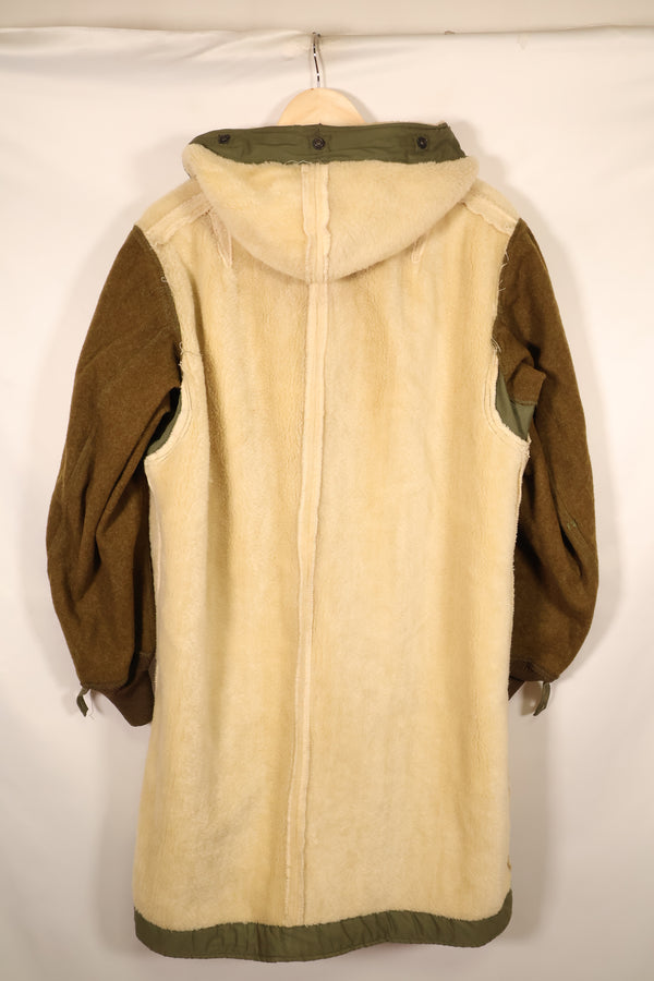 1940s MEDIUM M-1947 Field Parka, Army/Marine Corps, Shows Signs of Wear, Used