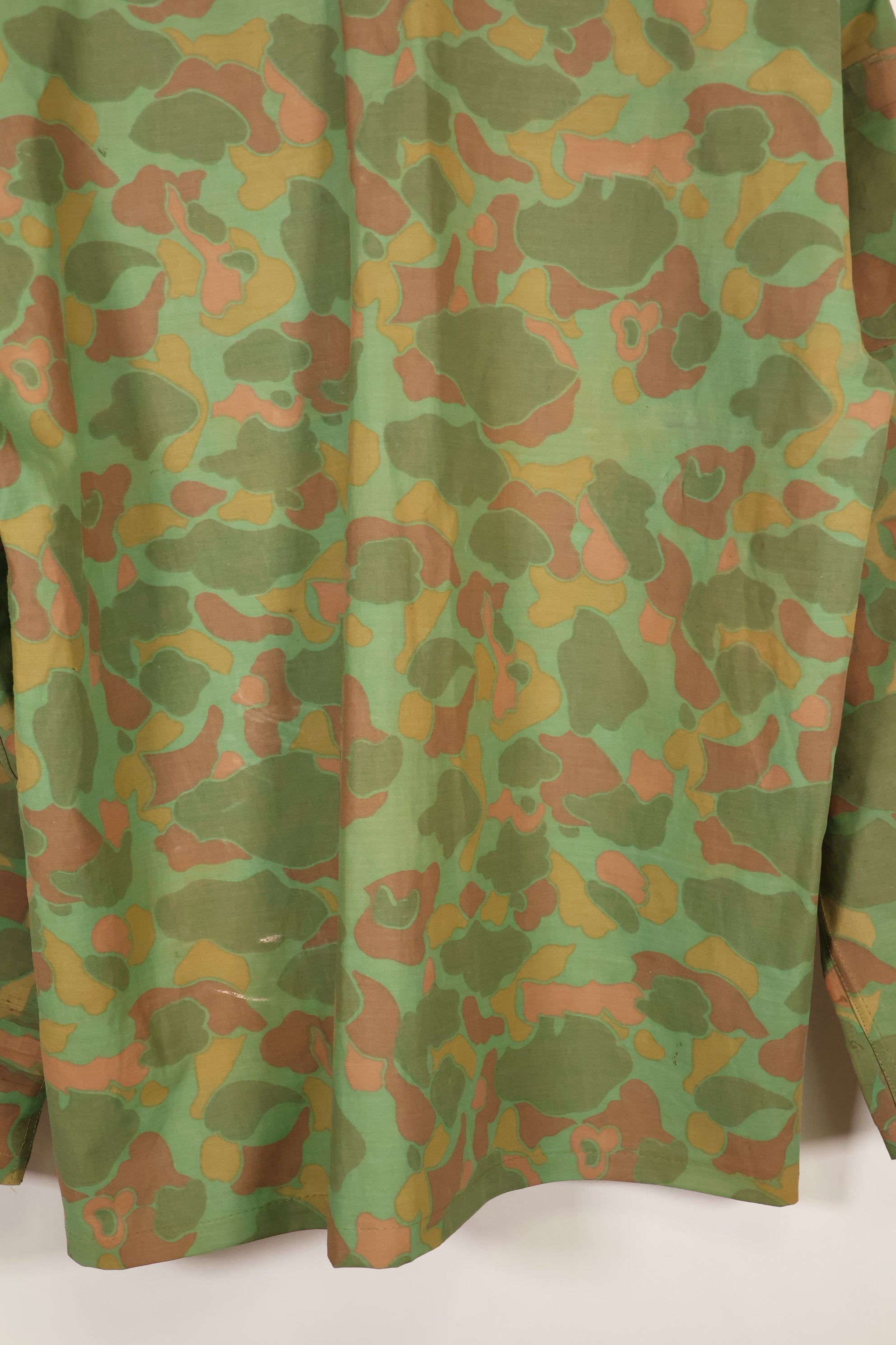 20 世纪 60 年代，私人采购，美国海军陆战队，青蛙皮披风衬衫和长裤套装，南越。