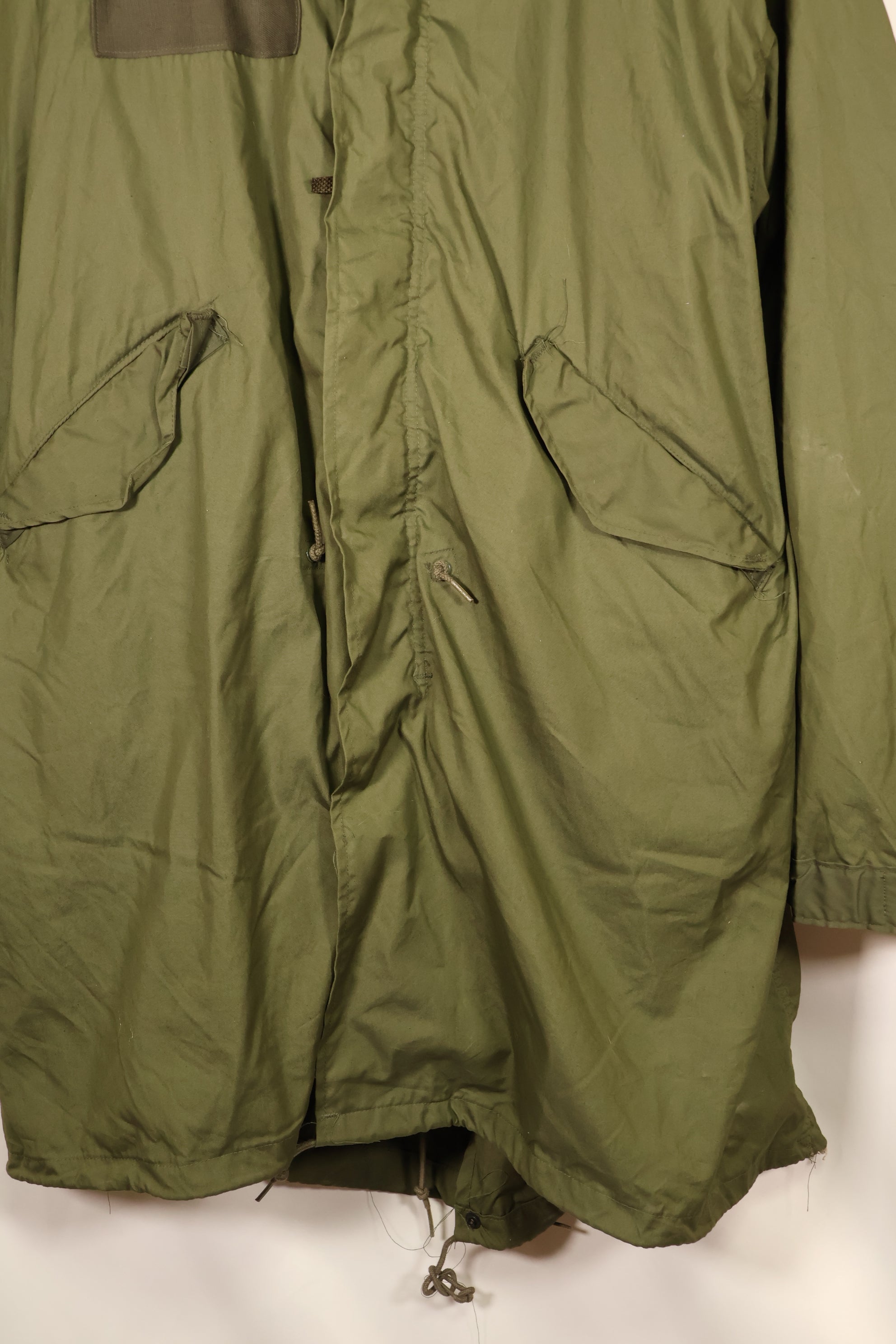 1983 Contract, MEDIUM, U.S. Military, M65 Field Parka, Set with Liner, Good Condition, Used