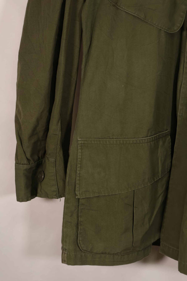 Real unknown year of manufacture 3rd Model Jungle Fatigue Jacket, no size tag, used.