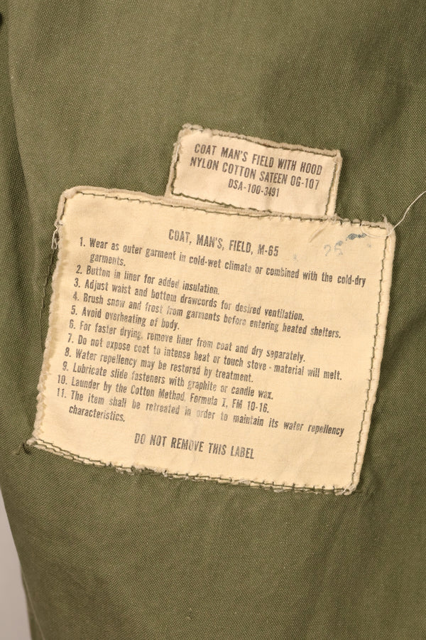 Mid-1960s, M-R, 2nd Model M65 Field Jacket, Early Production, with Civilian Liner, Used