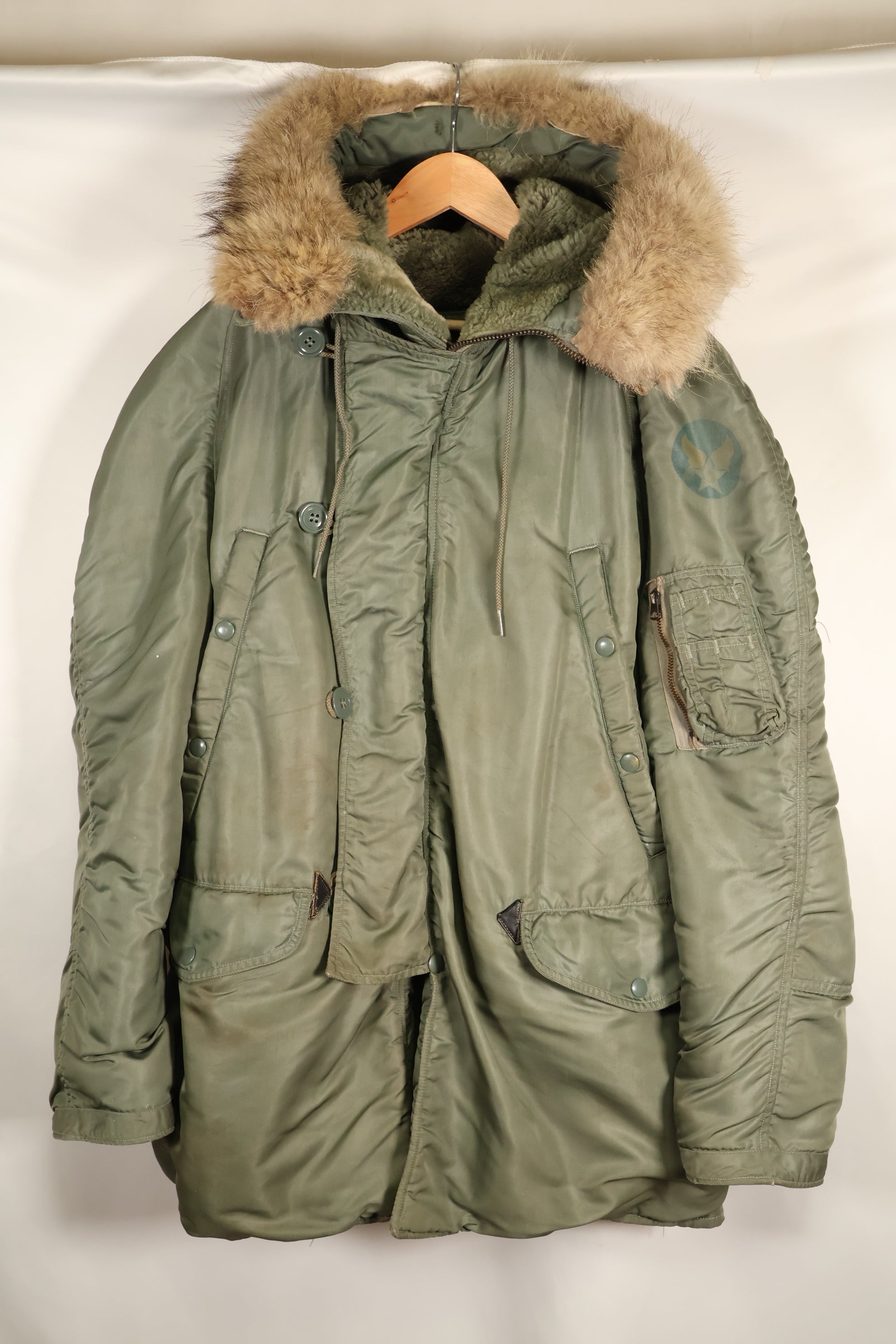 Late 1950s-early 1960s MEDIUM USAF USAF N3-B Flight Jacket Used