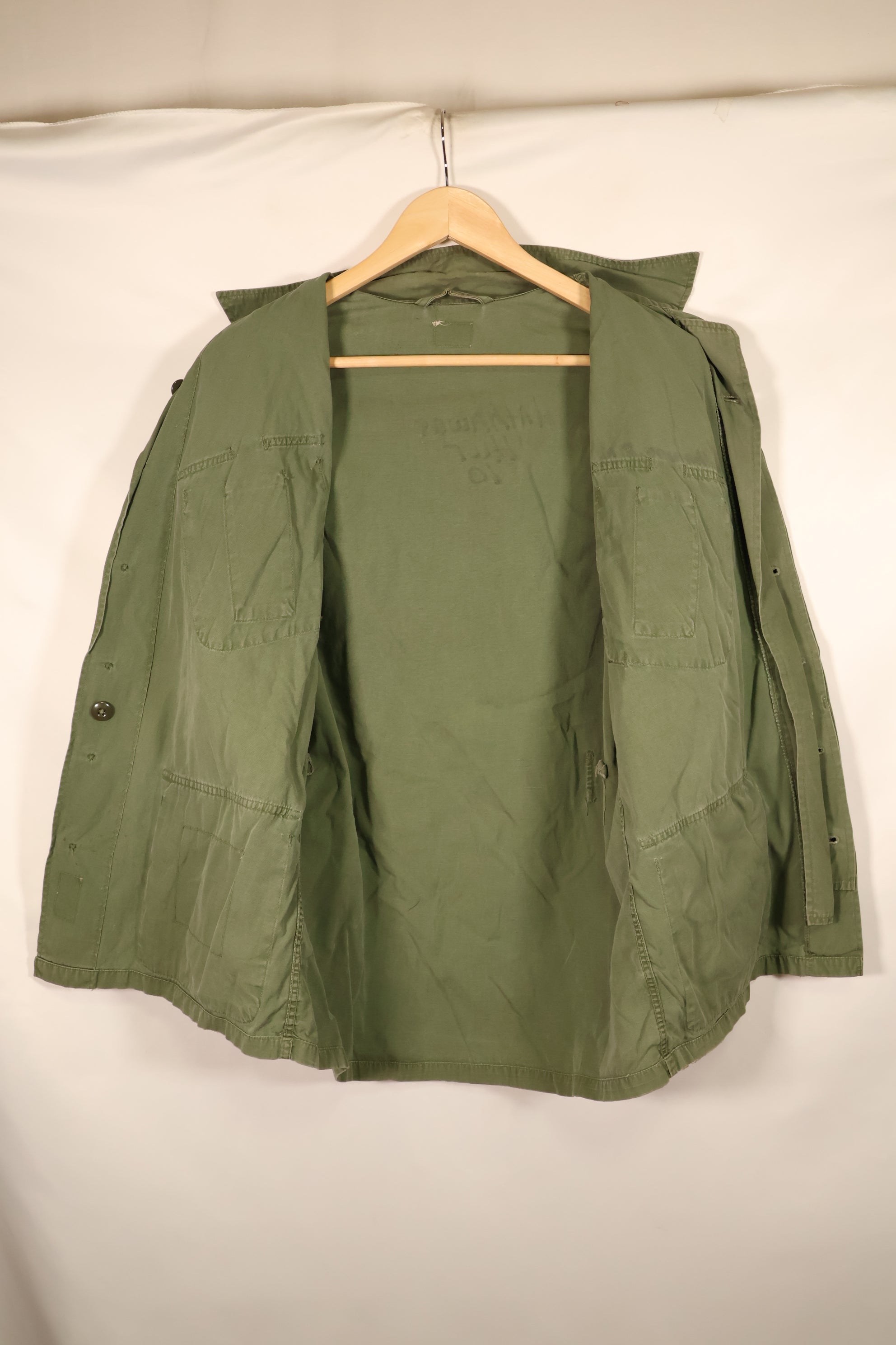 Estimated 1963–64 Contract; Estimated S-S; U.S. Marine Corps; 1st Model Jungle Fatigue Jacket; Repaired; Used