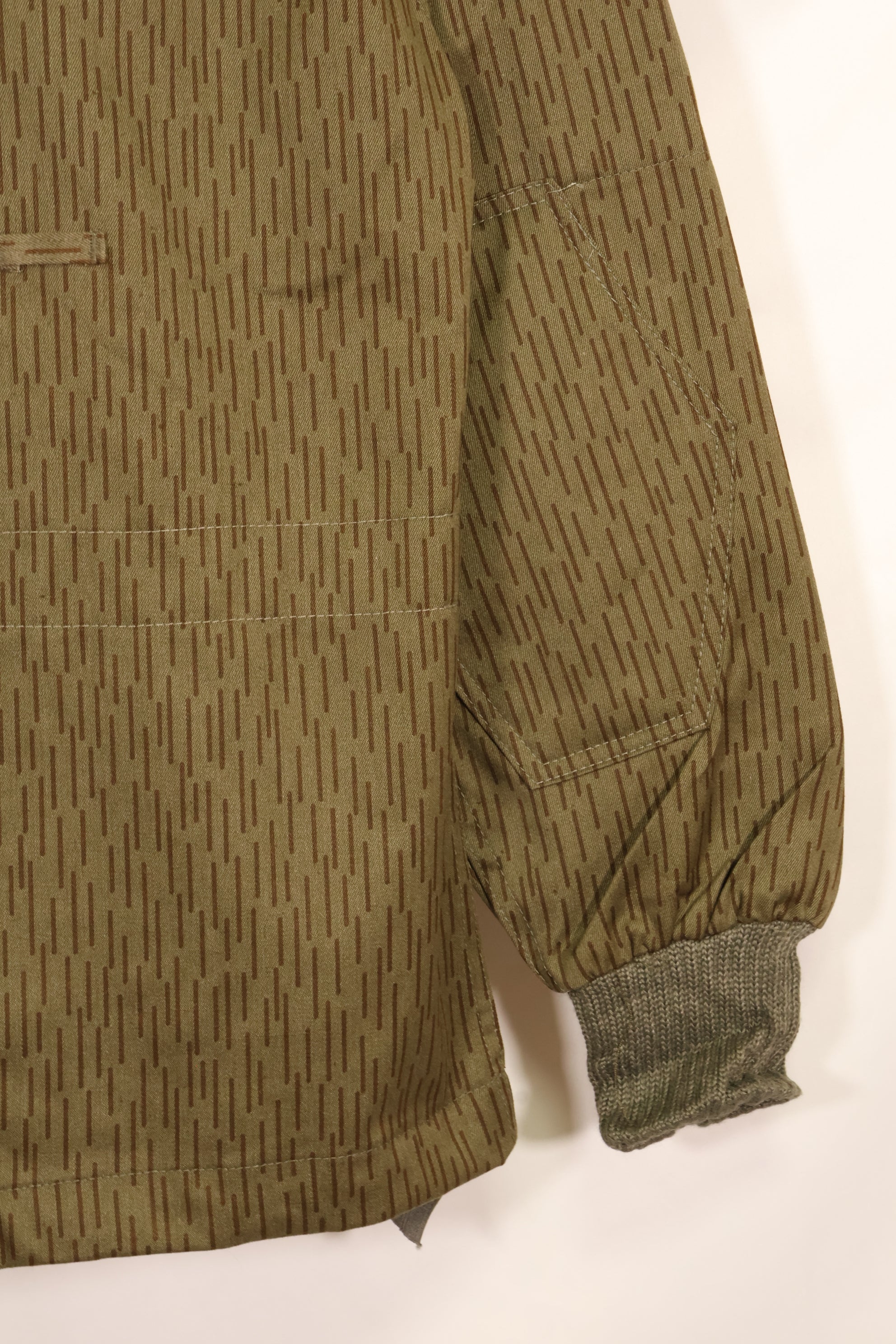 1980's Raindrop camouflage East German Army drop hunter jump jacket, unused, B