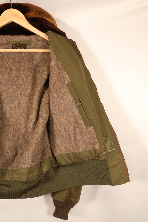 1940s, Size 38, U.S. Army Air Forces (USAAF) B-15 Flight Jacket, with elevator modifications, in good condition