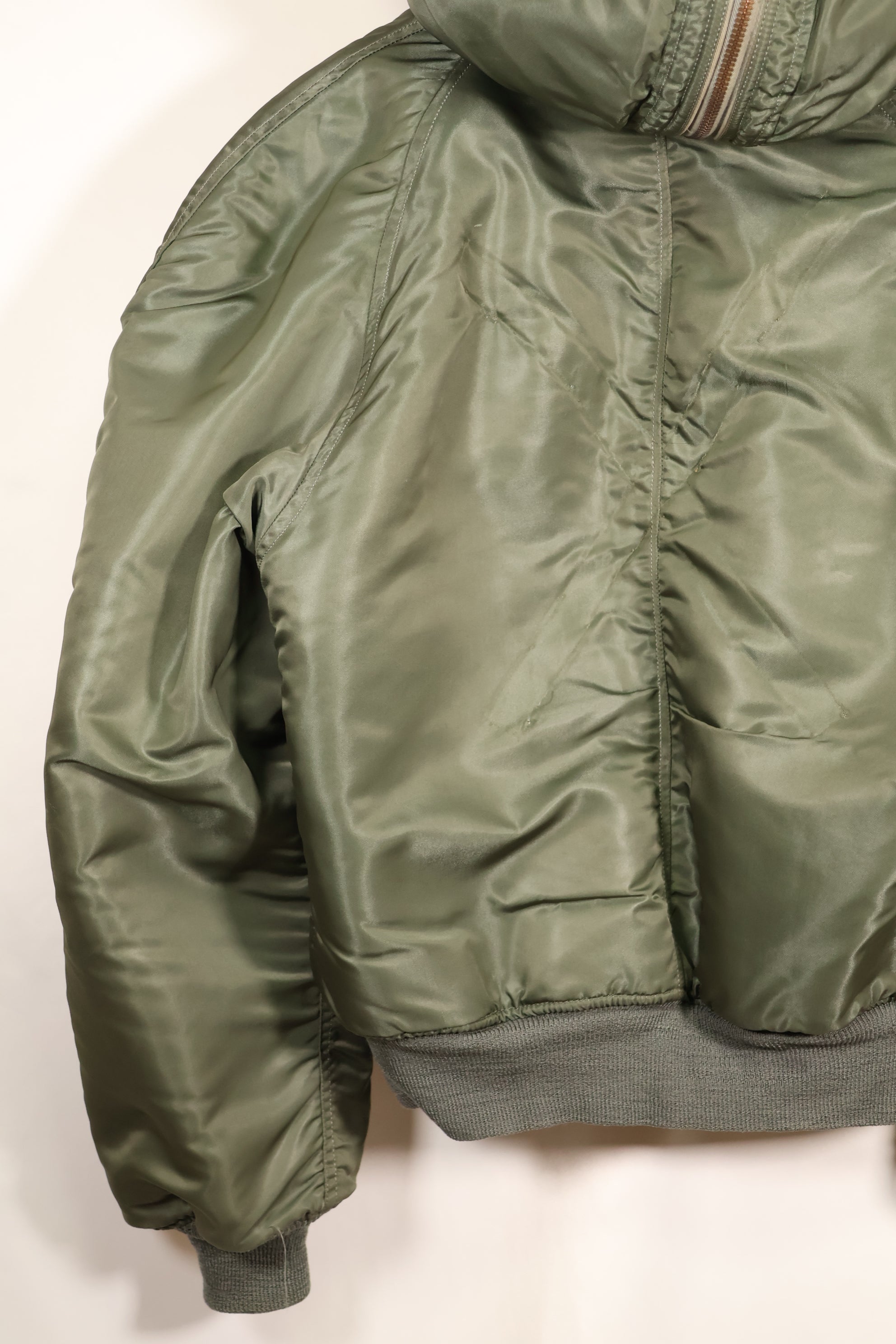1950s MEDIUM USAF N-2B Flight Jacket, good condition, used.