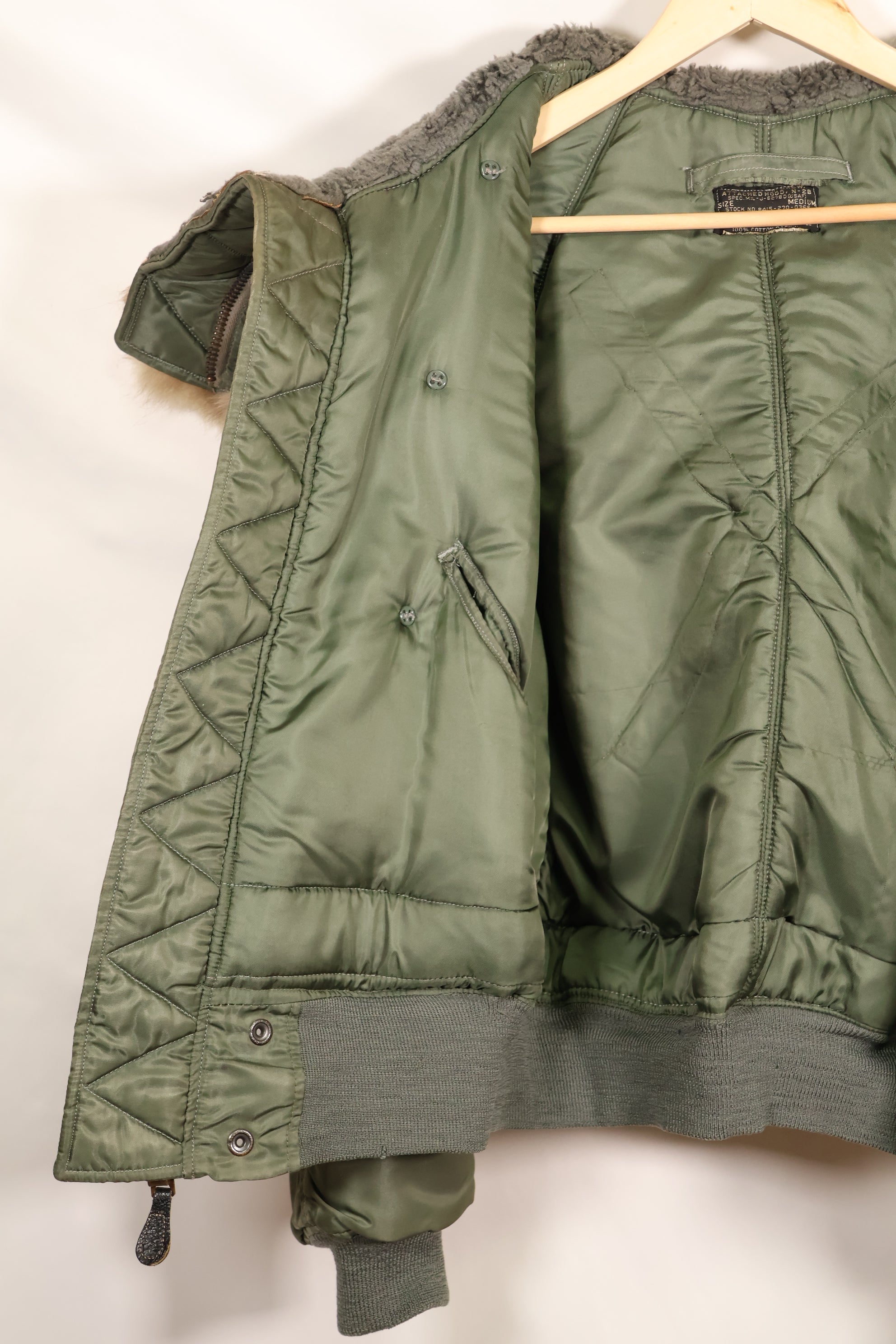 1950s MEDIUM USAF N-2B Flight Jacket, good condition, used.