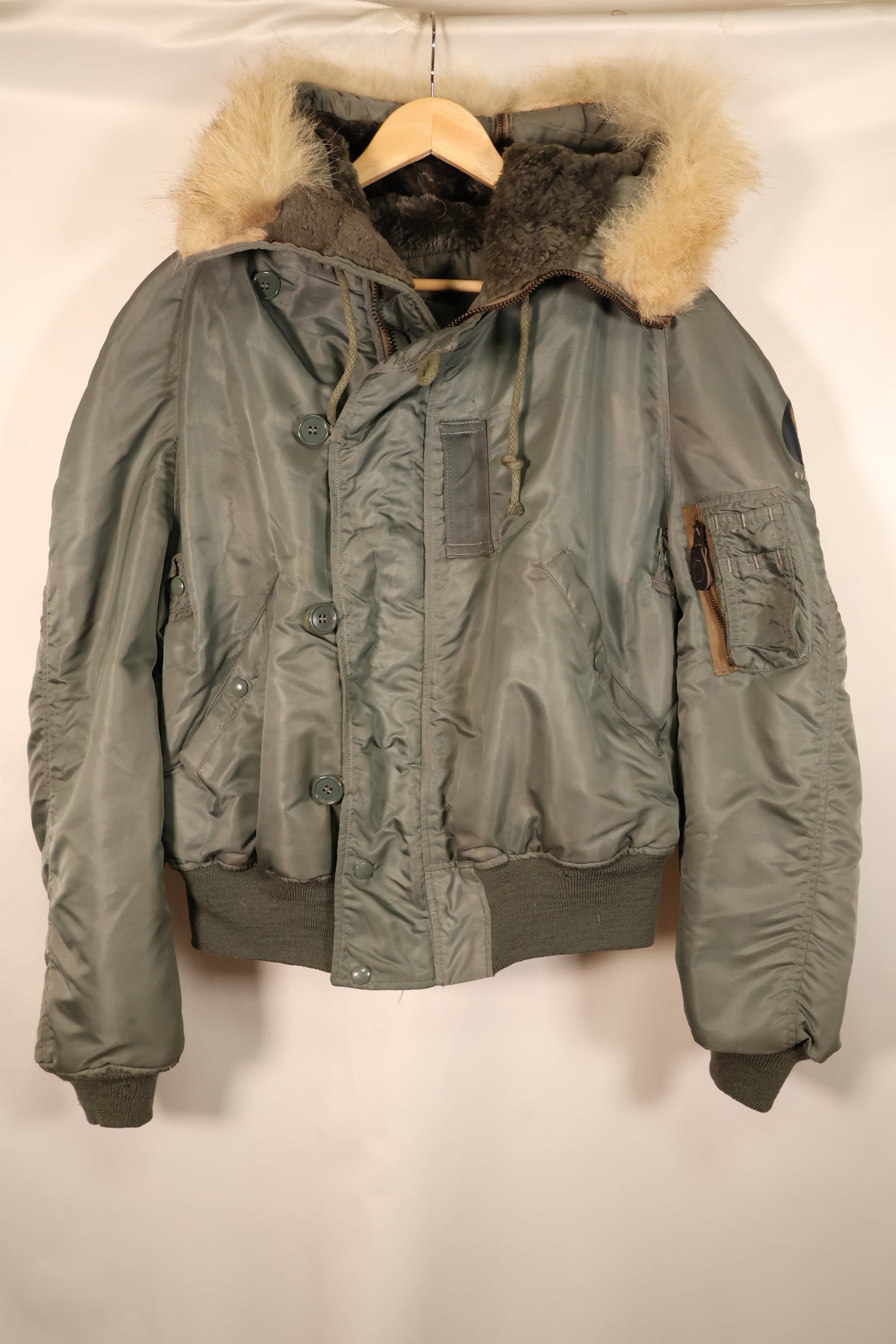 1950s EX-LARGE U.S. Air Force (USAF) N2-B Flight Jacket—Good Condition—Used
