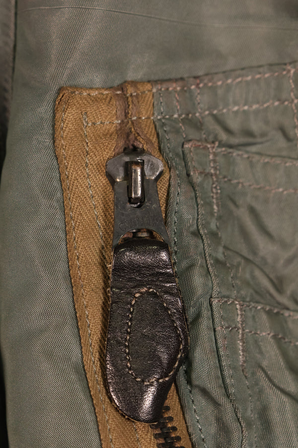 Mid-1950s, MEDIUM, U.S. Air Force (USAF), N2-B Flight Jacket, Used