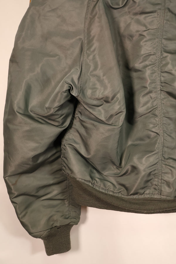 Mid-1950s, MEDIUM, U.S. Air Force (USAF), N2-B Flight Jacket, Used