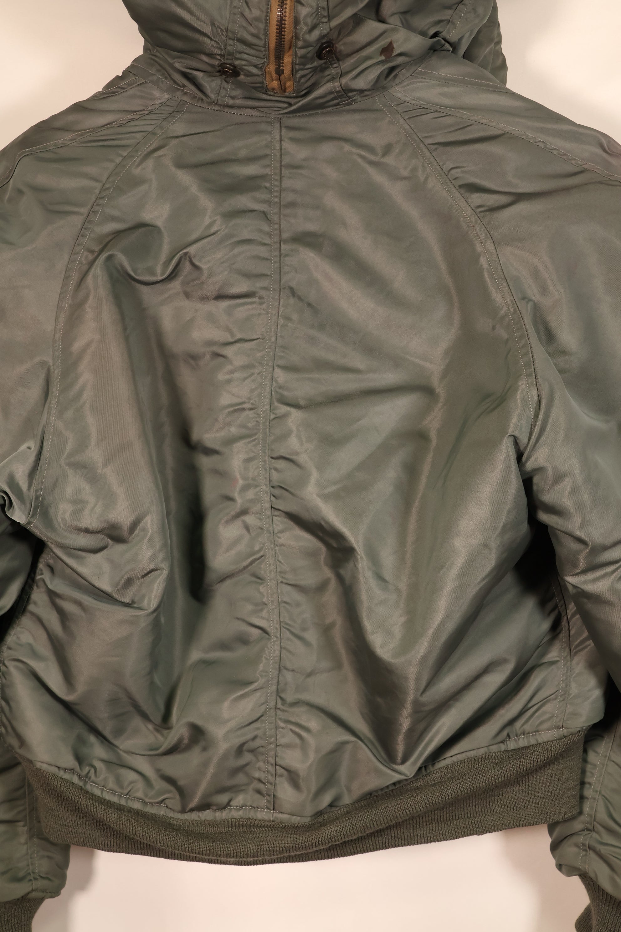 Mid-1950s, MEDIUM, U.S. Air Force (USAF), N2-B Flight Jacket, Used