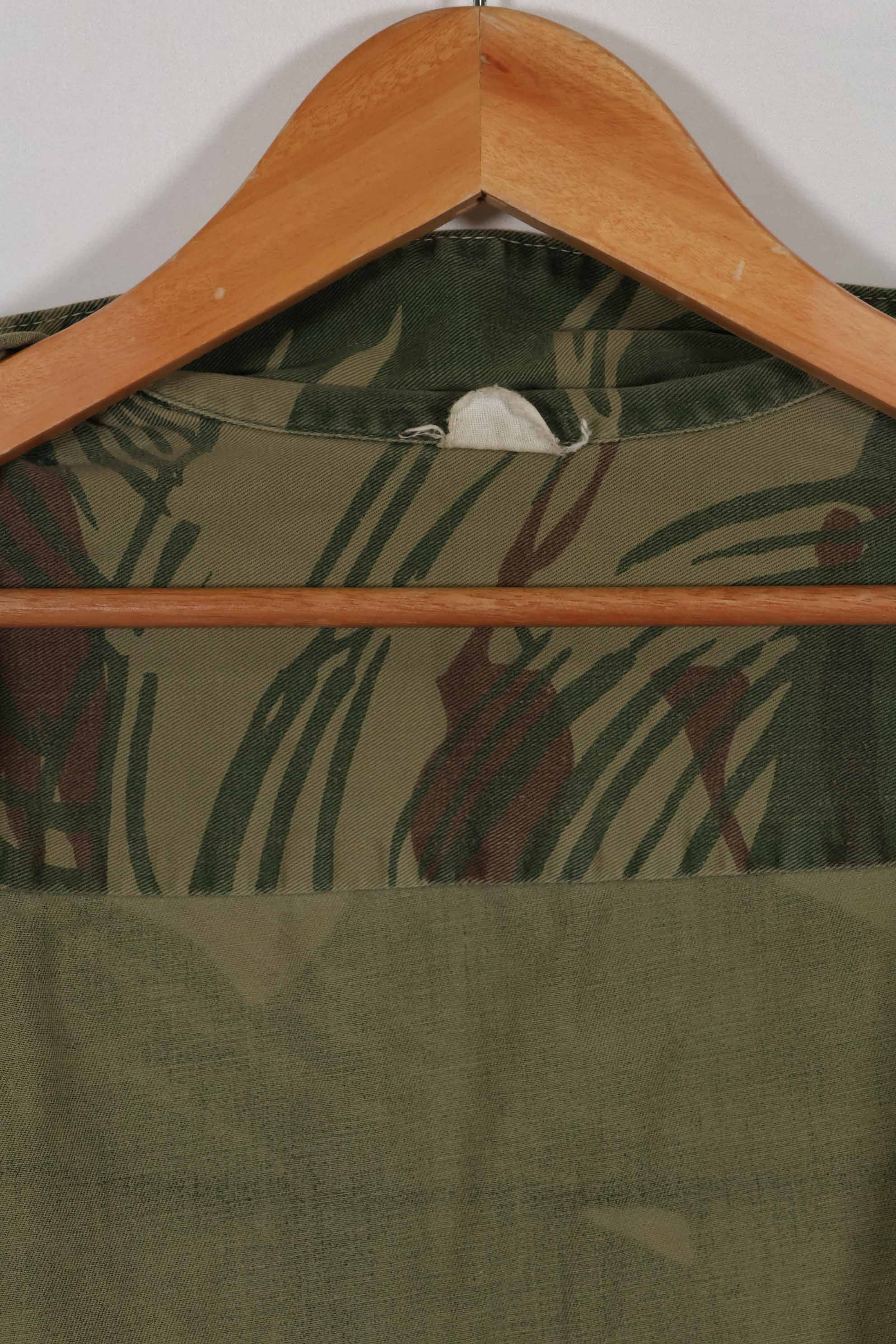 Real Rhodesian Army Rhodesian camouflage shirt with missing buttons, used.