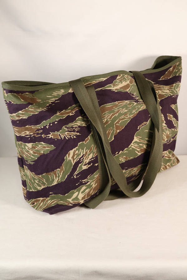 MILITARIA 1911 xSignal Depot 合作冲绳虎纹手提包