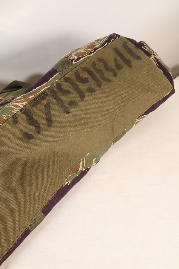 MILITARIA 1911 xSignal Depot 合作冲绳虎纹手提包