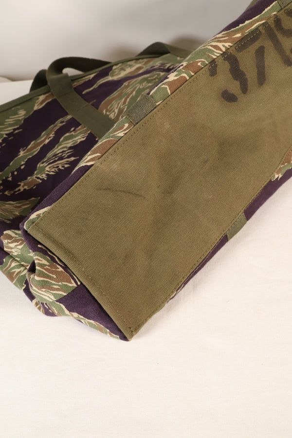 MILITARIA 1911 xSignal Depot 合作冲绳虎纹手提包