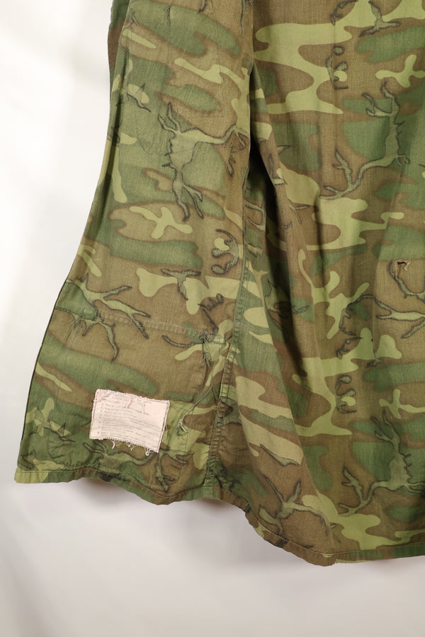Circa 1966-67 US Army ERDL Camouflage Leaf Camouflage Jungle Fatigue Jacket, used.