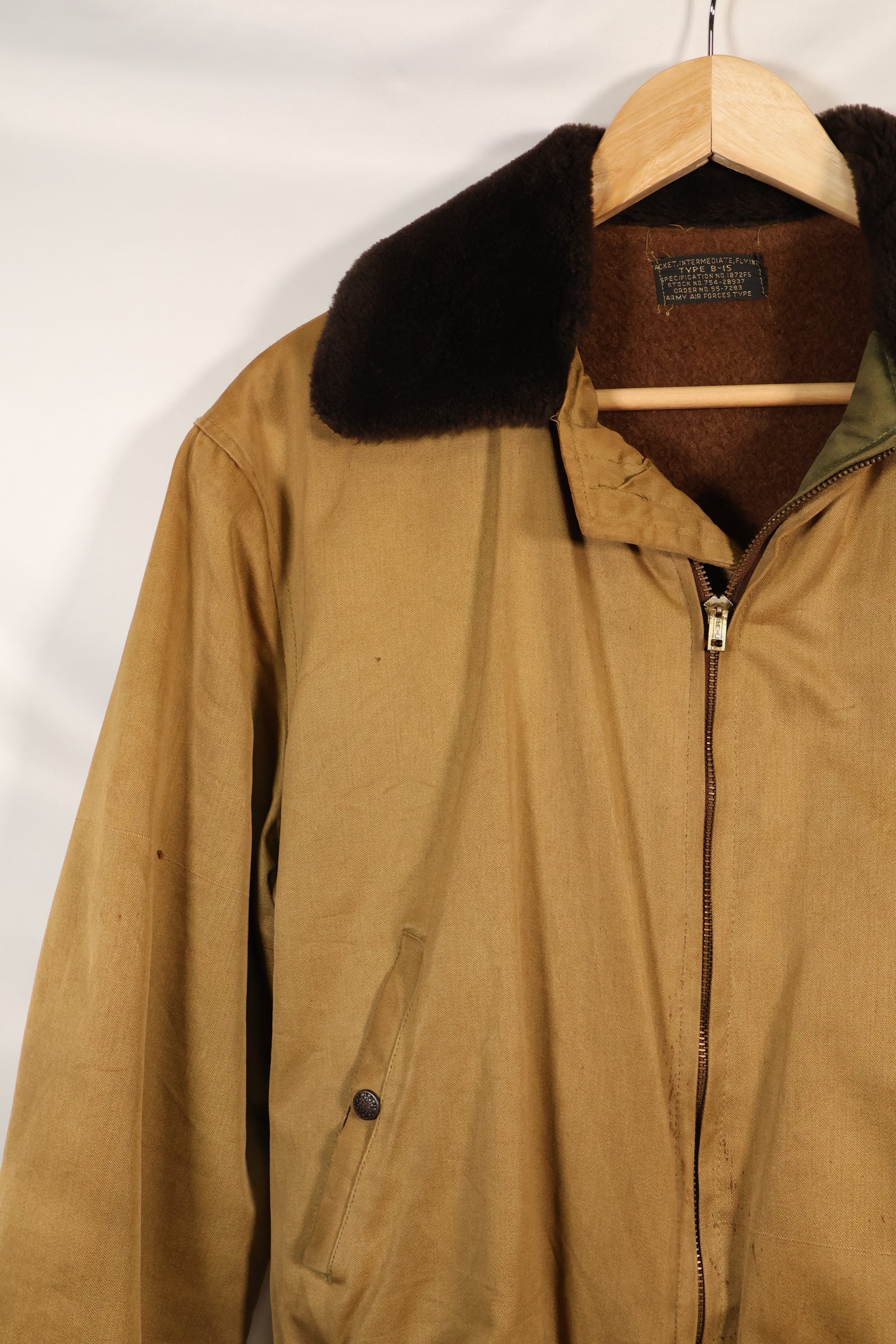 20 世纪 50 年代美国空军 B-15 棉质飞行夹克，商业型号，二手。