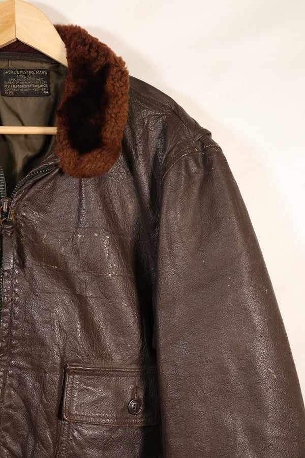 1963 年合同尺寸 44 的美国海军 G-1 飞行夹克，中间款，二手。