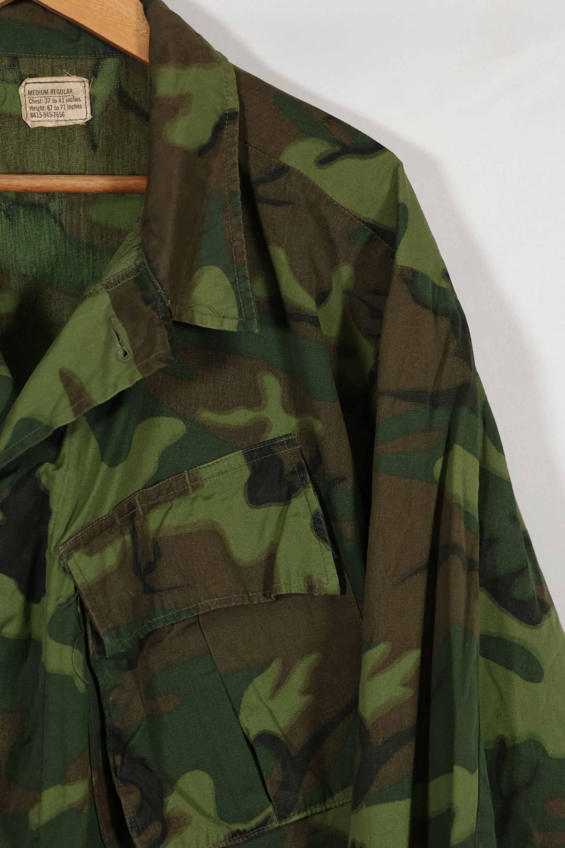 1968 Poplin made non-rip ERDL jungle fatigue jacket M-R in good condition