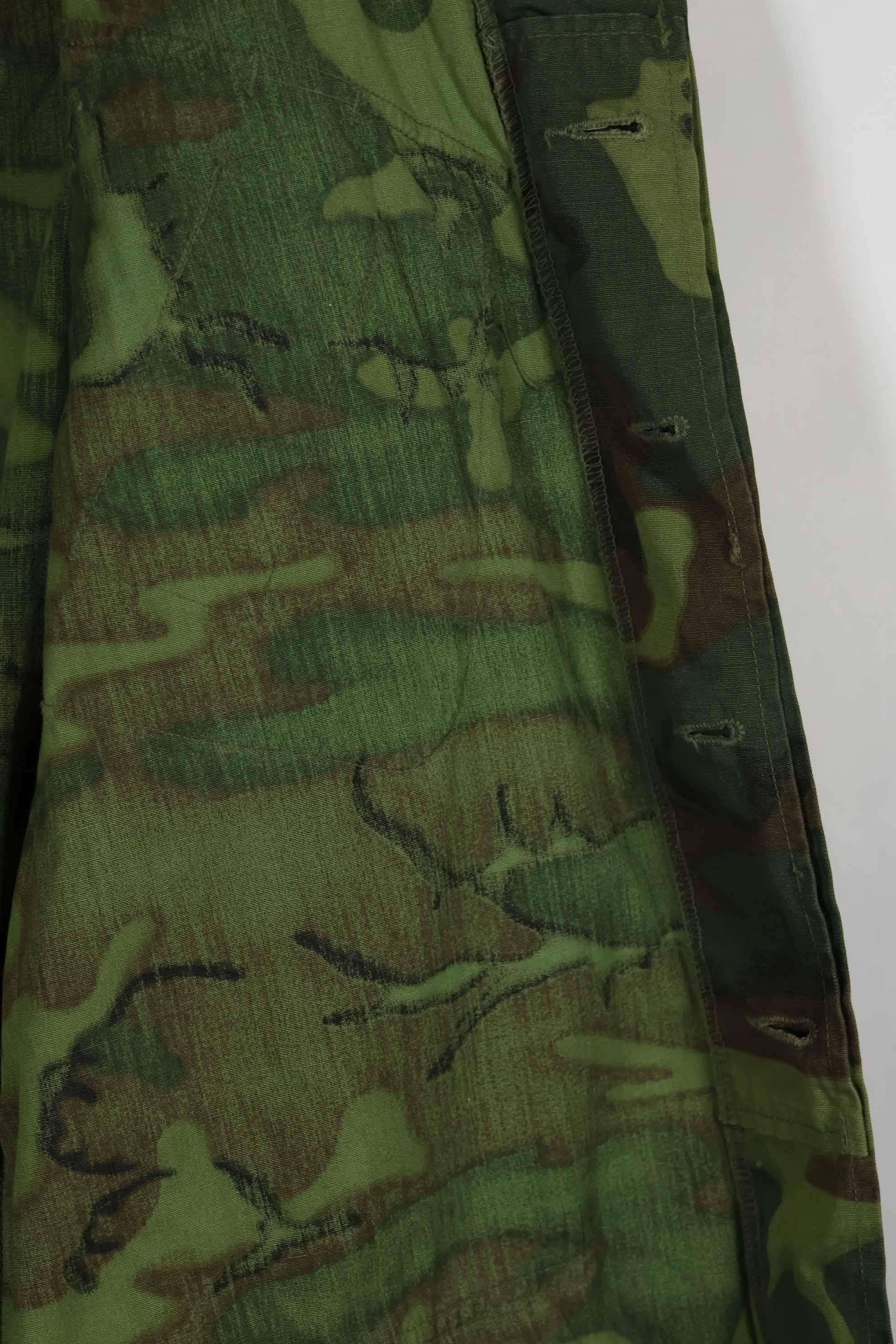 1968 Poplin made non-rip ERDL jungle fatigue jacket M-R in good condition