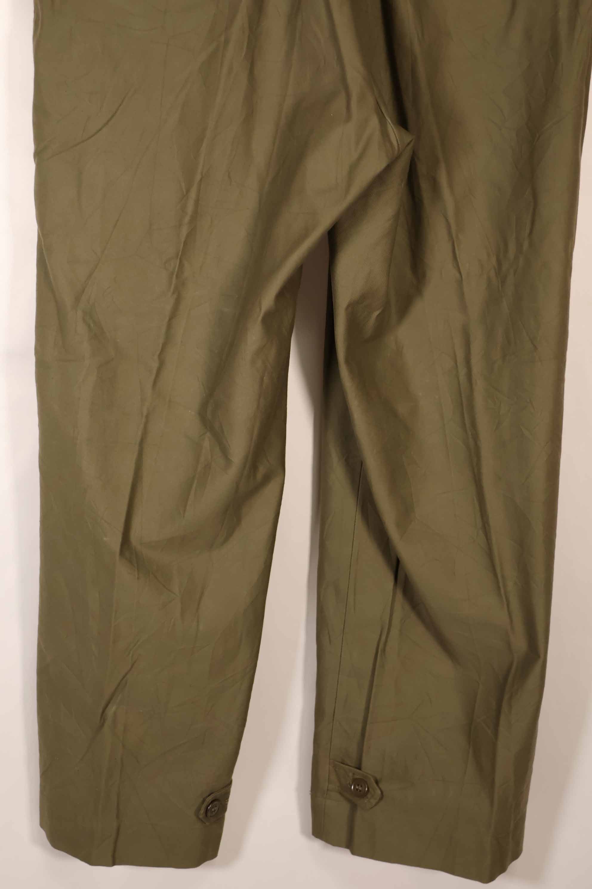 Real late 1940s - early 1950s M45 OD cotton field pants, used, good condition.