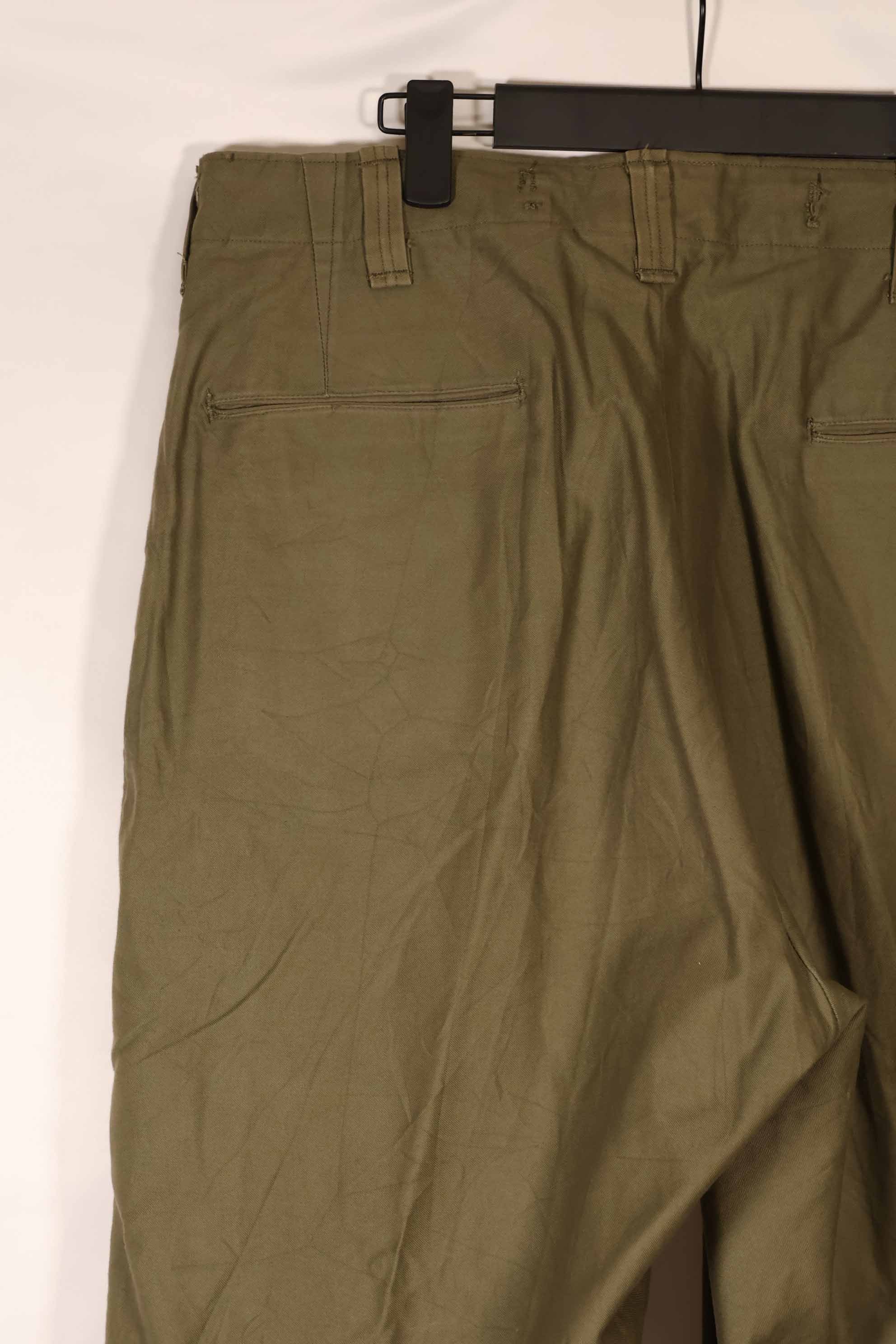 Real late 1940s - early 1950s M45 OD cotton field pants, used, good condition.