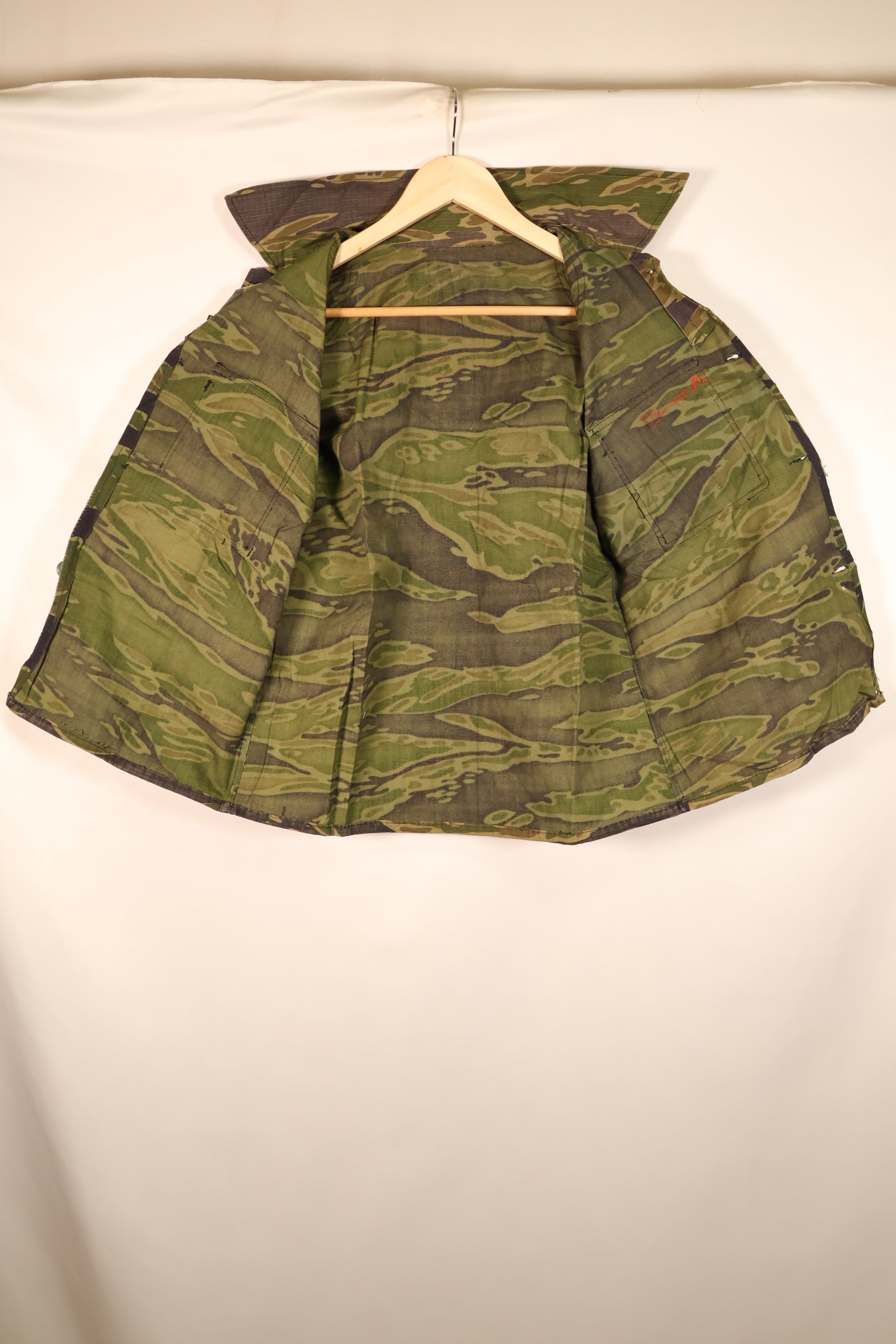1970s—Authentic Fabric—Postwar Manufacture—VNMC 5th Model South Vietnamese Marine Corps Tiger Stripe Shirt—Used