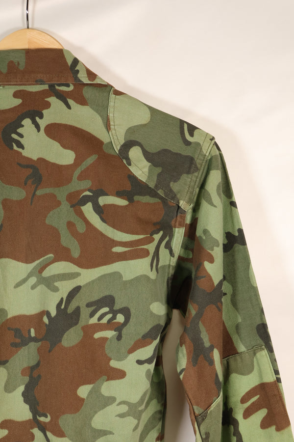 1960 年代南越 ARVN 绿叶迷彩衬衫，二手货。