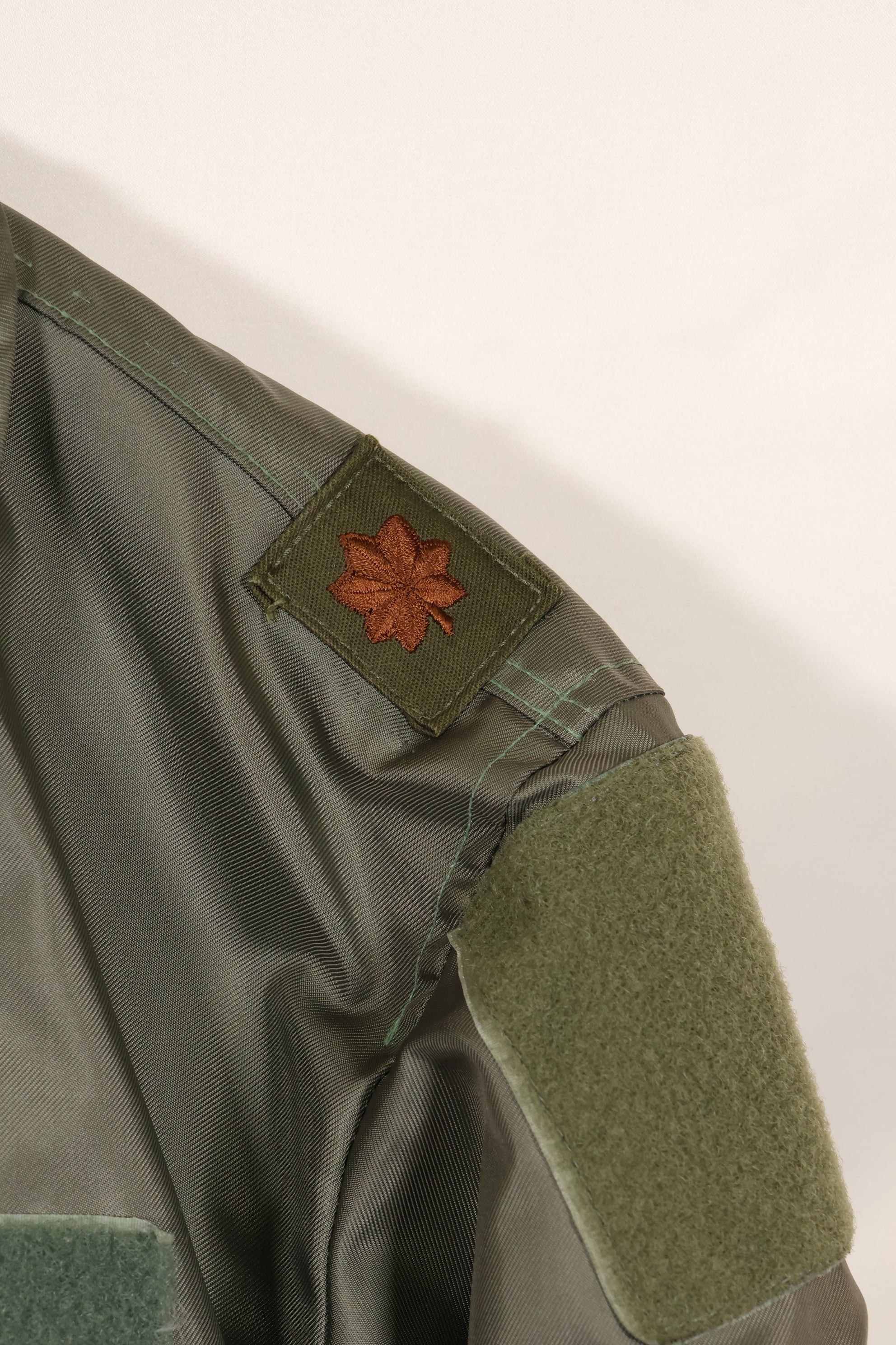 1998 Contract MEDIUM US Navy CWU-45P Flight Jacket, used, good condition.