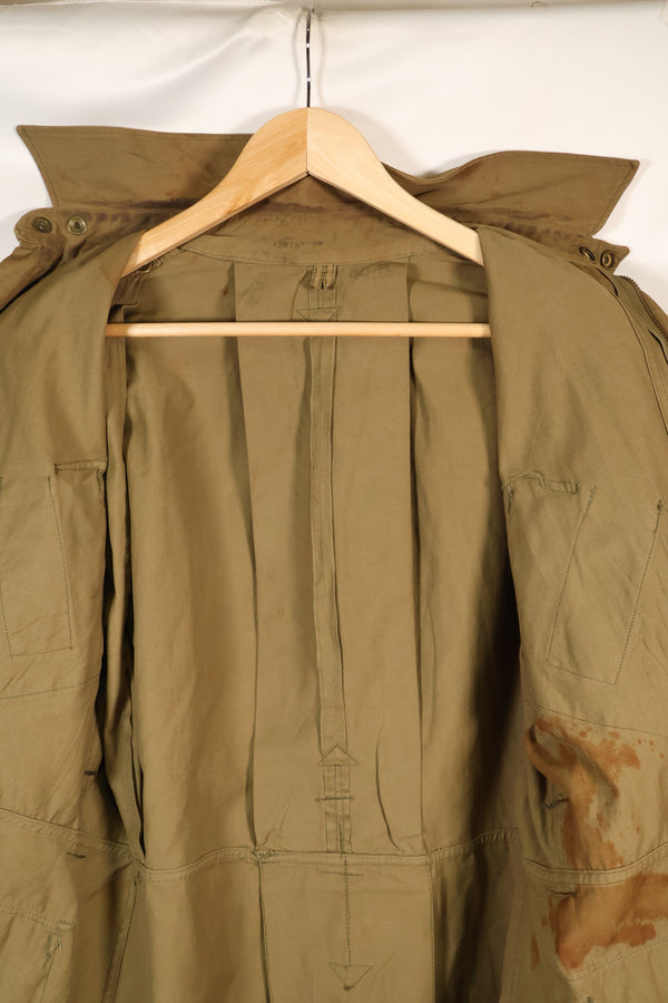 1940 年代 40R 二战 M42 跳伞夹克，无腰带，有污渍，使用过。