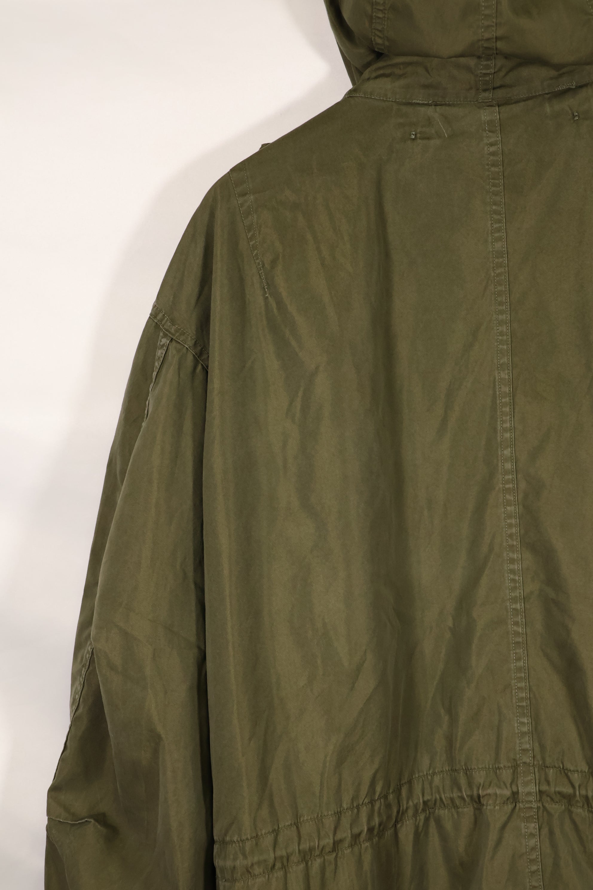 Early 1950s MEDIUM US Army M51 Field Parka, shell only, used.