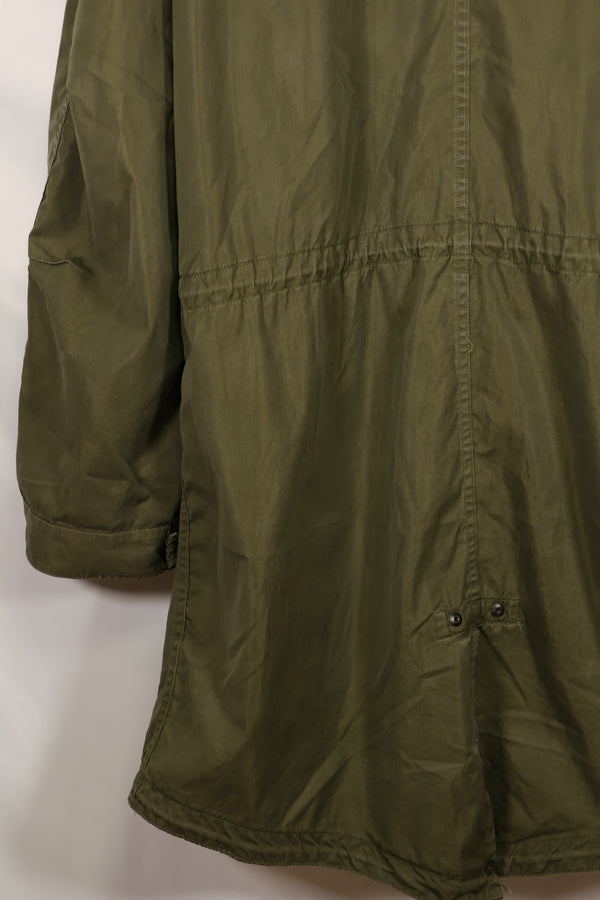 Early 1950s MEDIUM US Army M51 Field Parka, shell only, used.