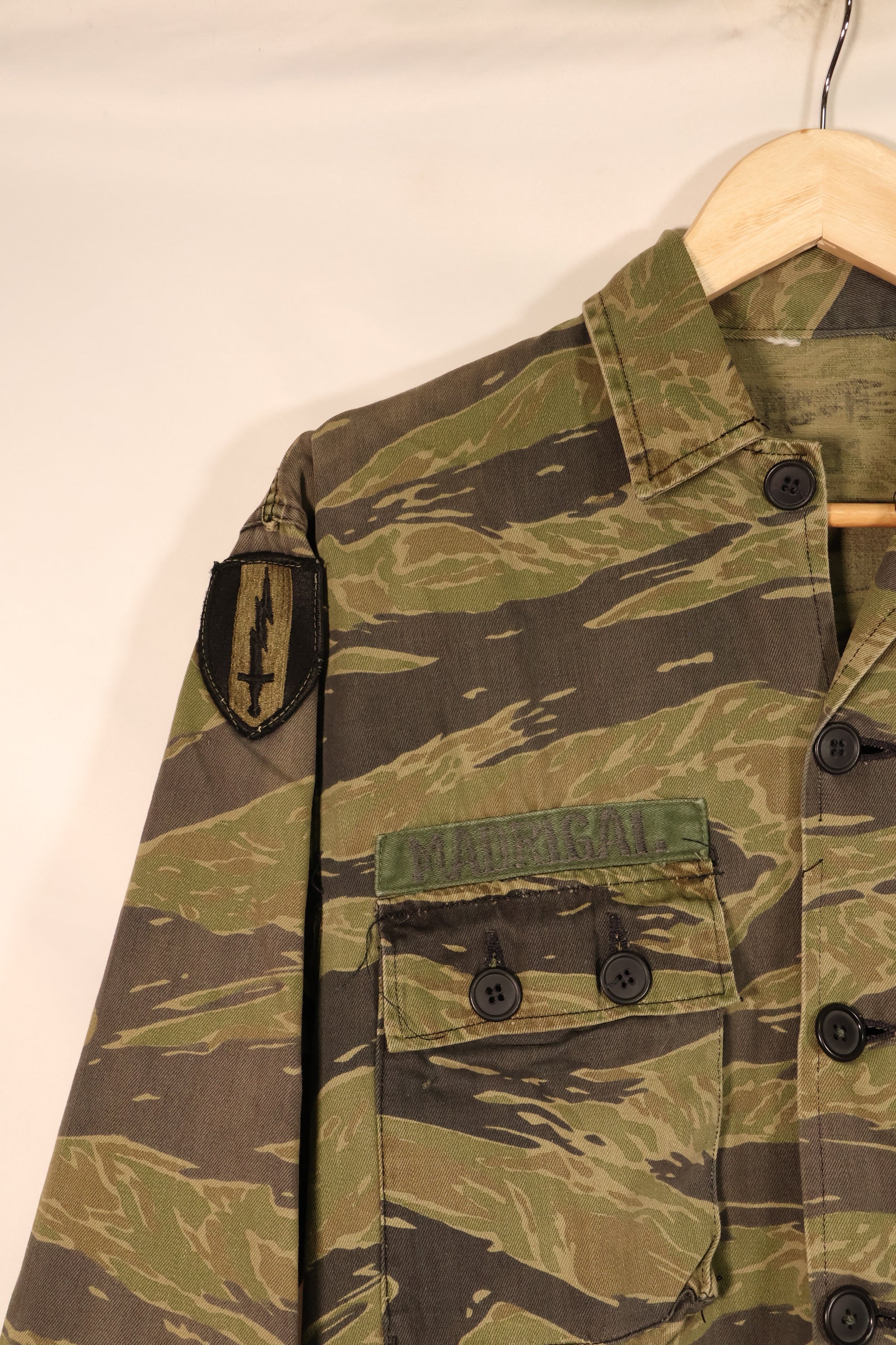 Circa 1970–71, US-M, TO81, Silver Tiger Pattern, Tiger Stripe Shirt, with Patch, Used