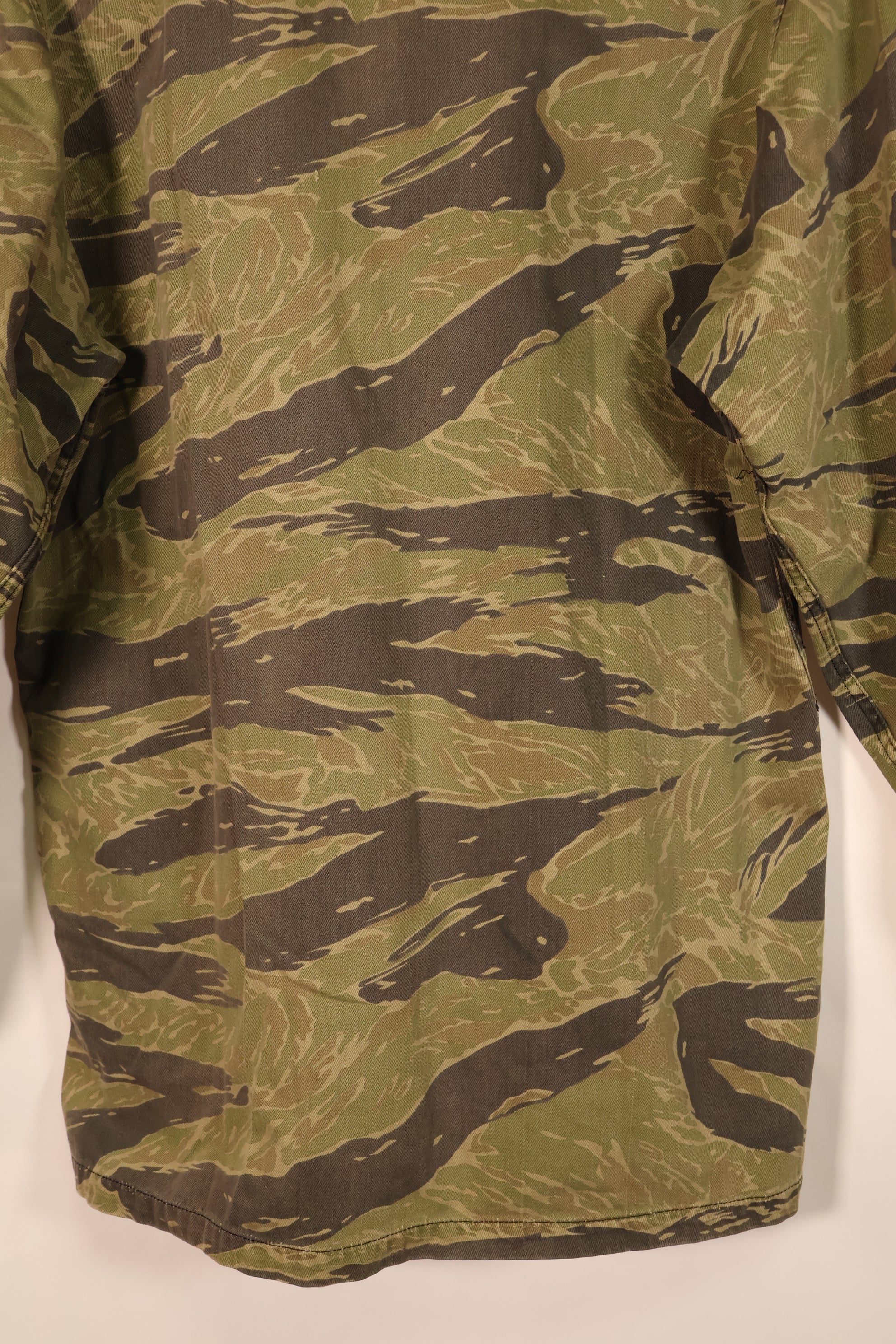 Circa 1970–71, US-M, TO81, Silver Tiger Pattern, Tiger Stripe Shirt, with Patch, Used