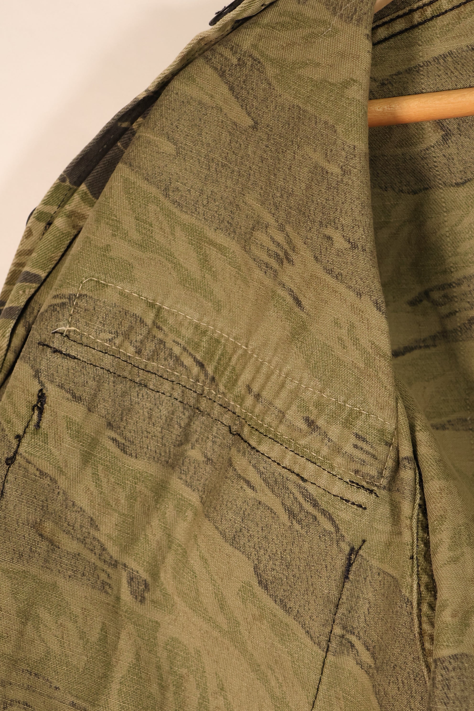 Circa 1970–71, US-M, TO81, Silver Tiger Pattern, Tiger Stripe Shirt, with Patch, Used
