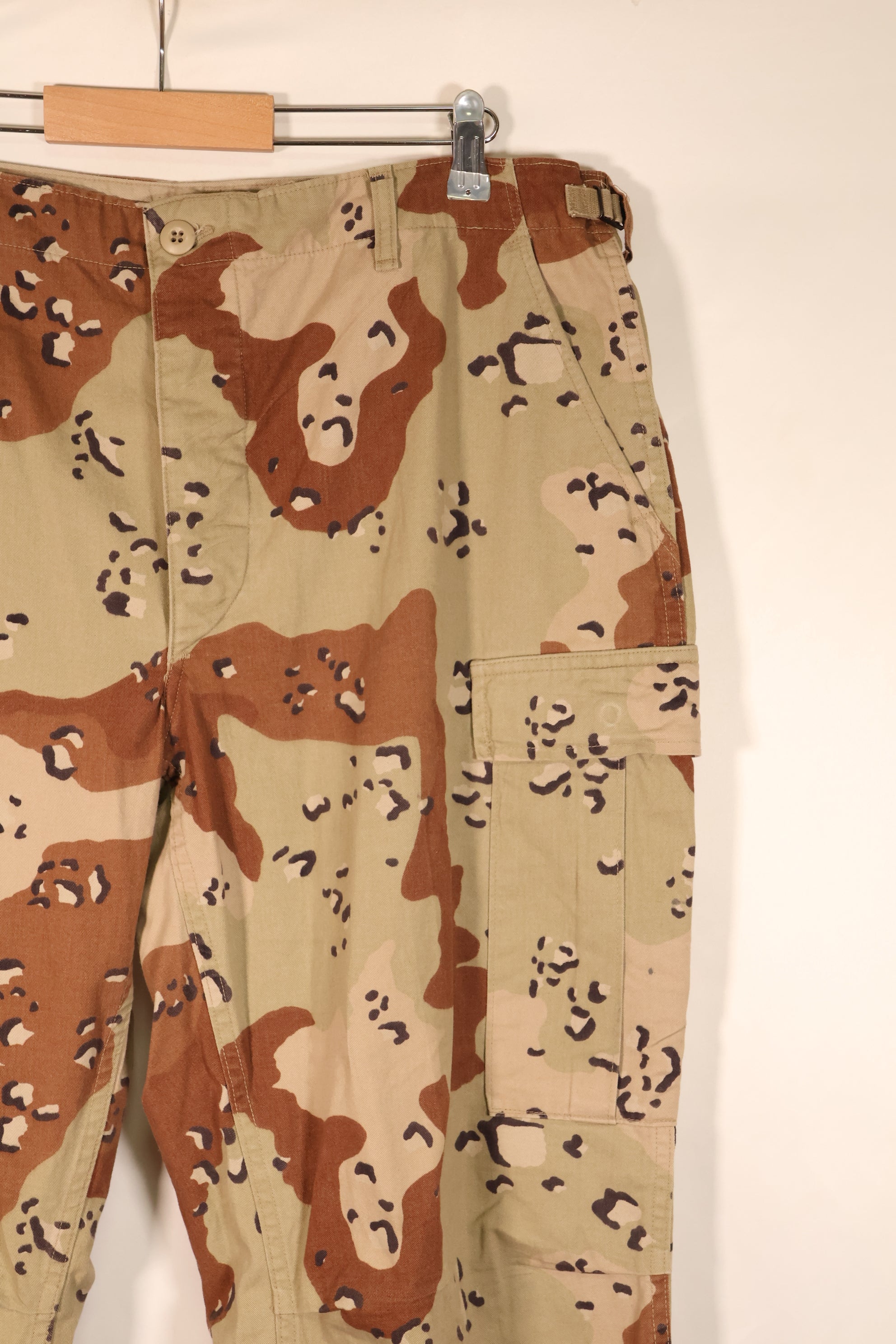 1990 Model—L-R—6C Desert Pattern—Chocolate Chip Camo—Pants—Faded—Used