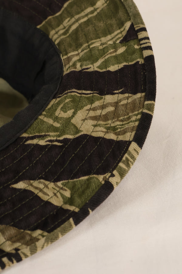 20 世纪 60 年代，估计尺寸为 M，在冲绳缝制，CISO 剪裁，冲绳虎纹，绒线帽，二手。