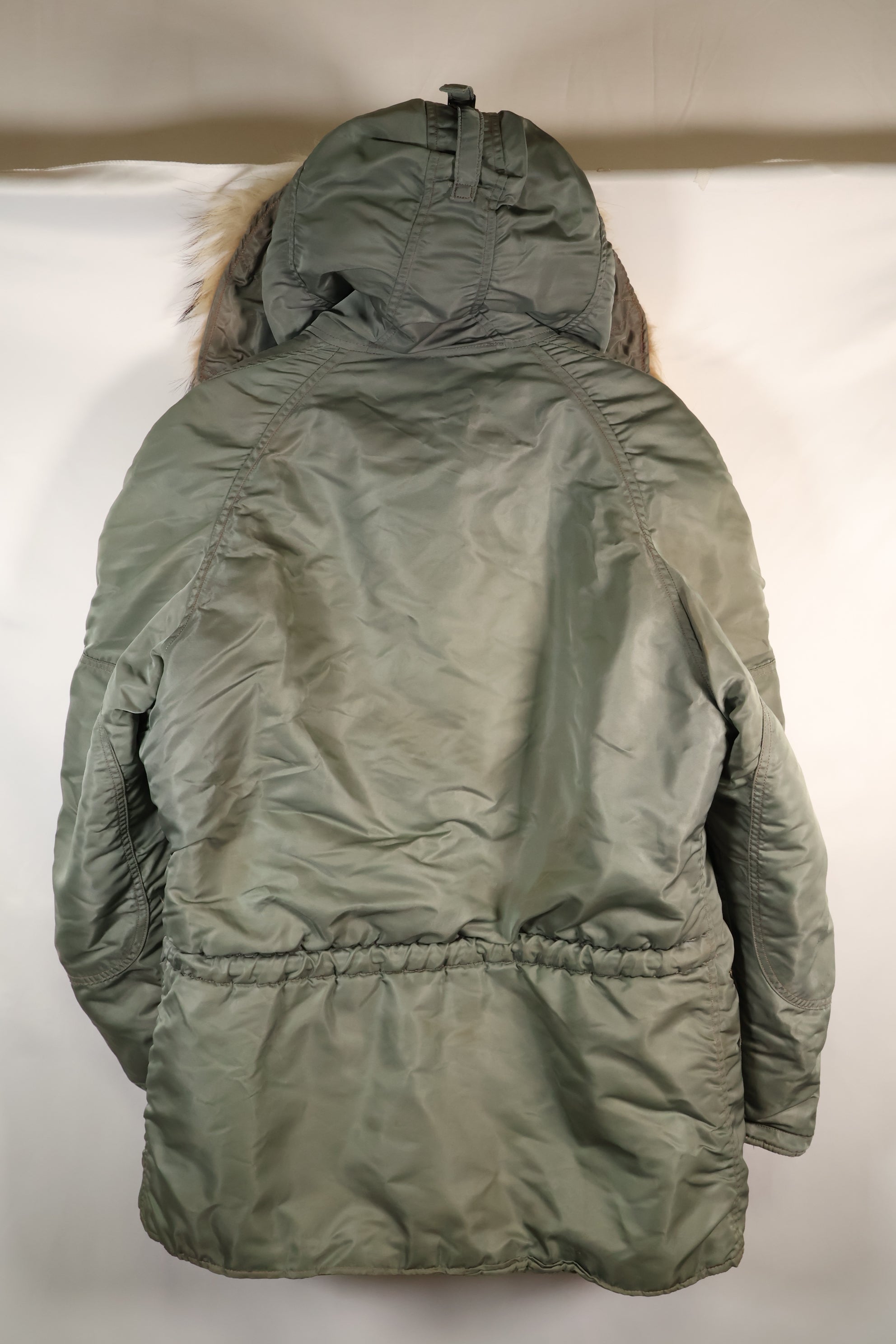 20 世纪 50 年代中号黑色标签 N-3B Heavy Zone 飞行夹克，二手。