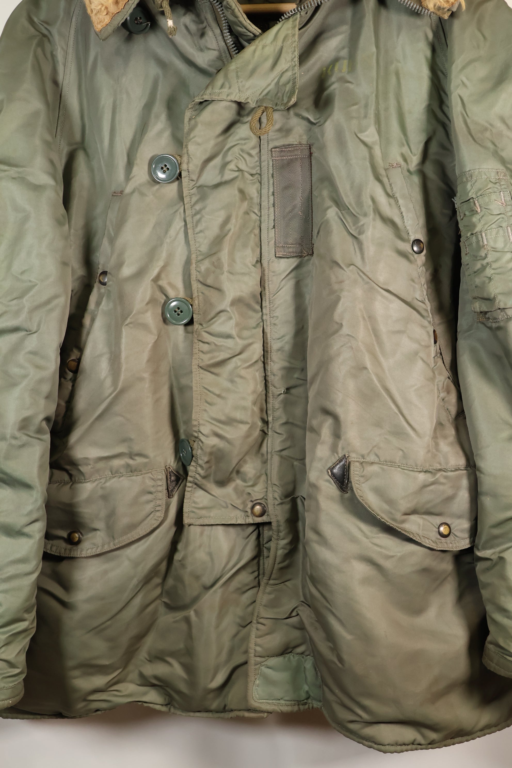 20 世纪 50 年代美国空军 N-3B 重型区机组人员用过的大型飞行夹克。