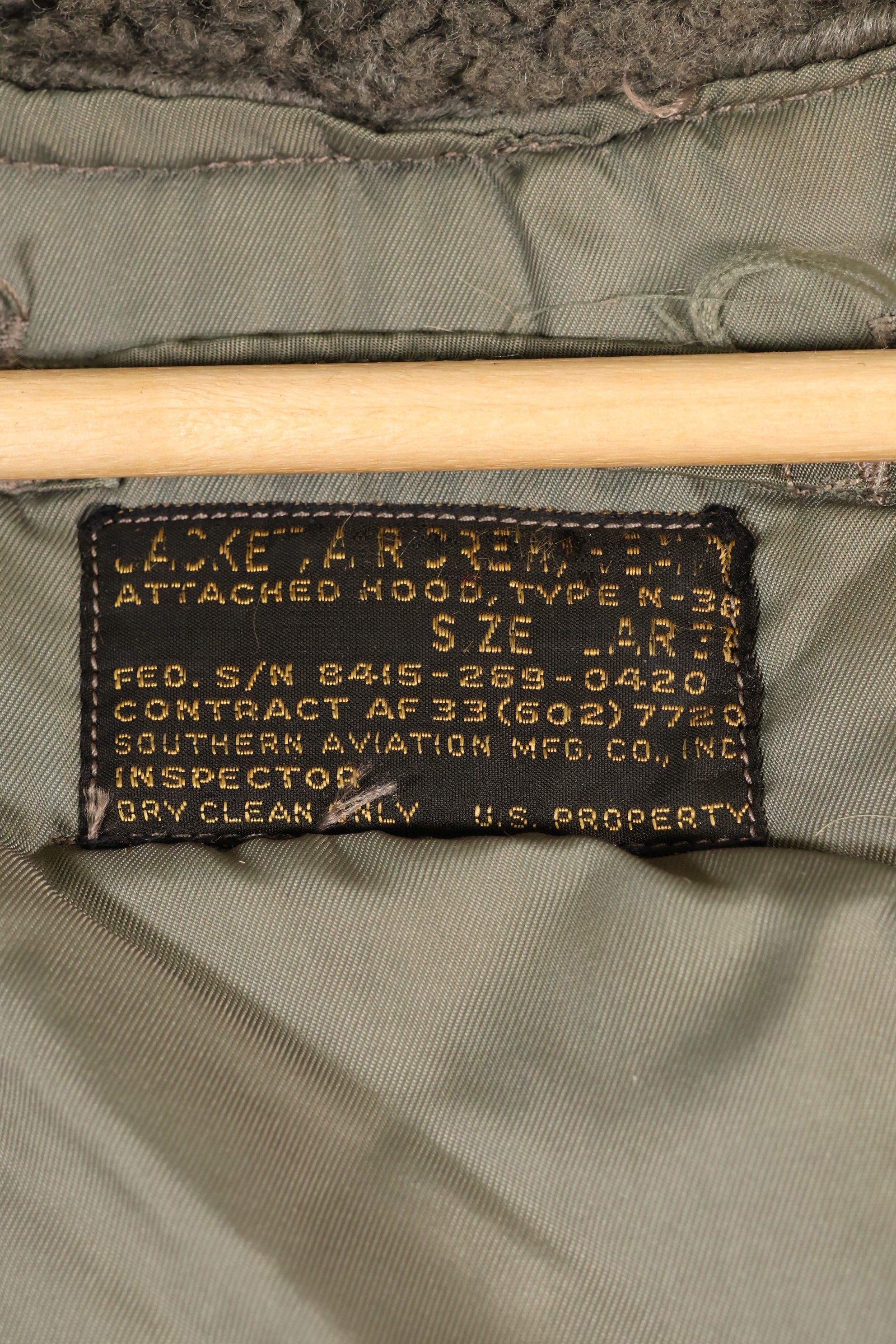 20 世纪 50 年代美国空军 N-3B 重型区机组人员用过的大型飞行夹克。