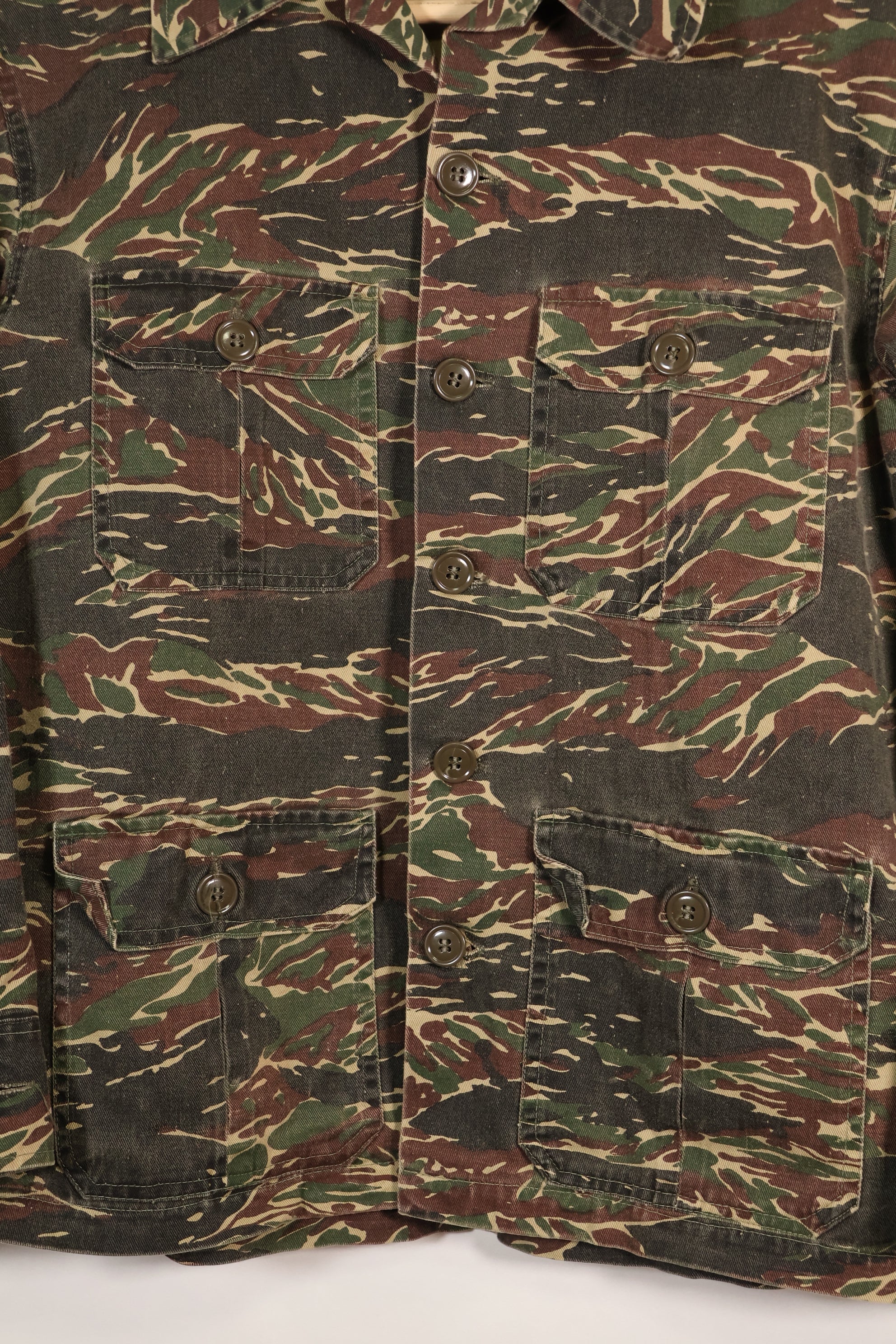 1970s Silver Tiger Tiger Stripe Shirt Tie Tiger 4 Pockets Used