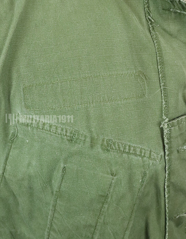 Original 3rd model, ripstop fabric, jungle fatigues, with patches, good condition, 1969 contract.