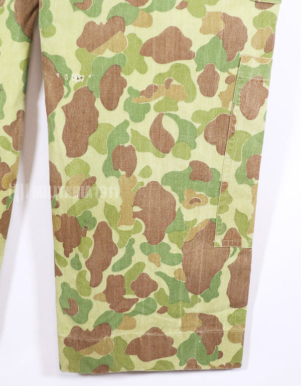 Unknown authenticity, real fabric, unknown era, Frogskin "Duck Hunter" pants, good condition.